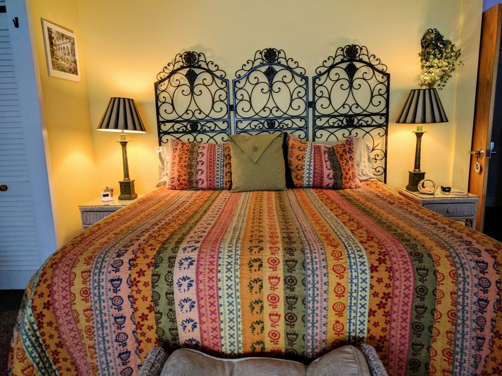 Ann Arbor Bed And Breakfast Bed and breakfast Ann Arbor